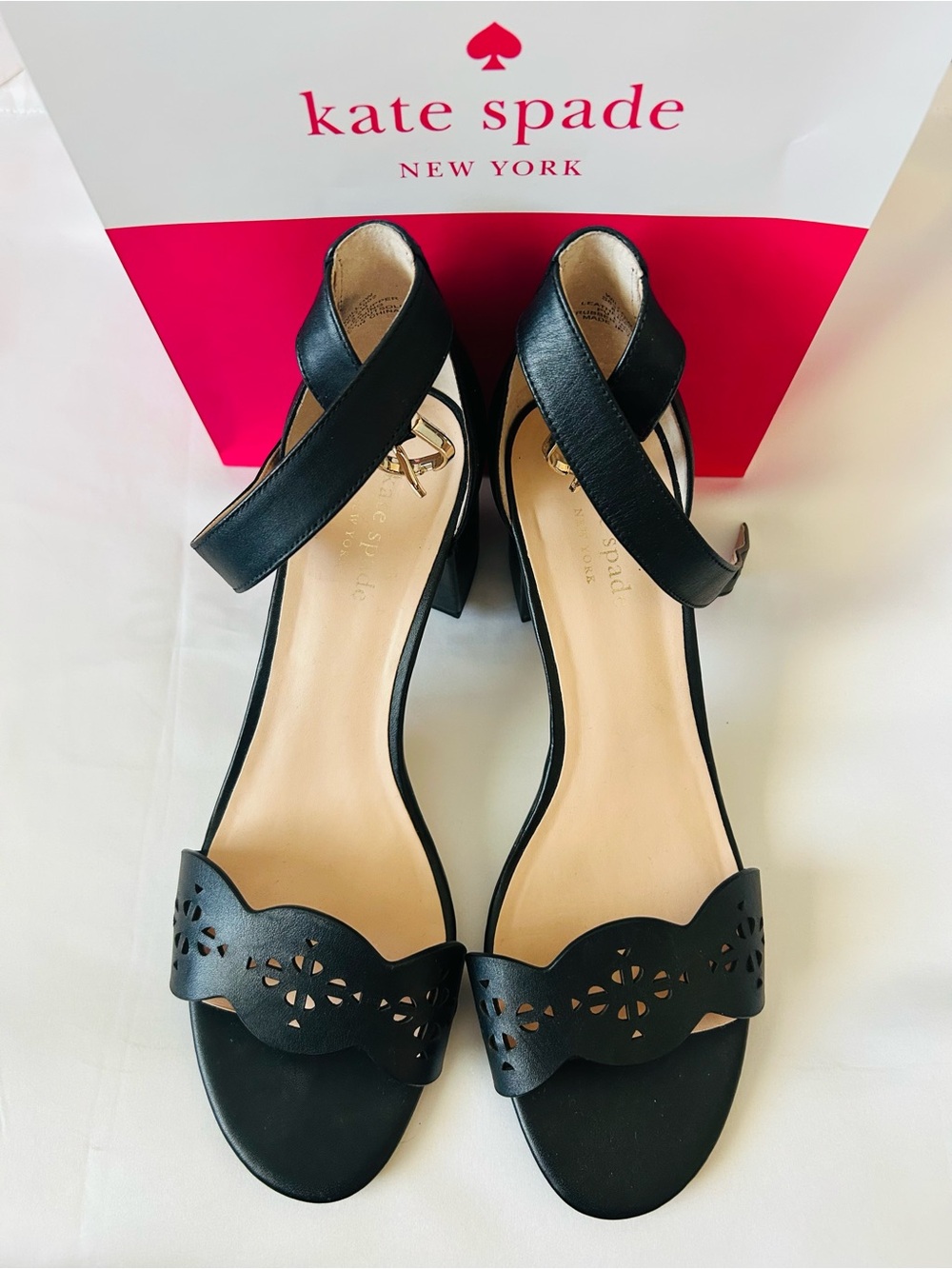 ♠️ Kate Spade ♠️ Black Willow Scalloped Laser-Cut Ankle-Strap Sandals (NWOT)